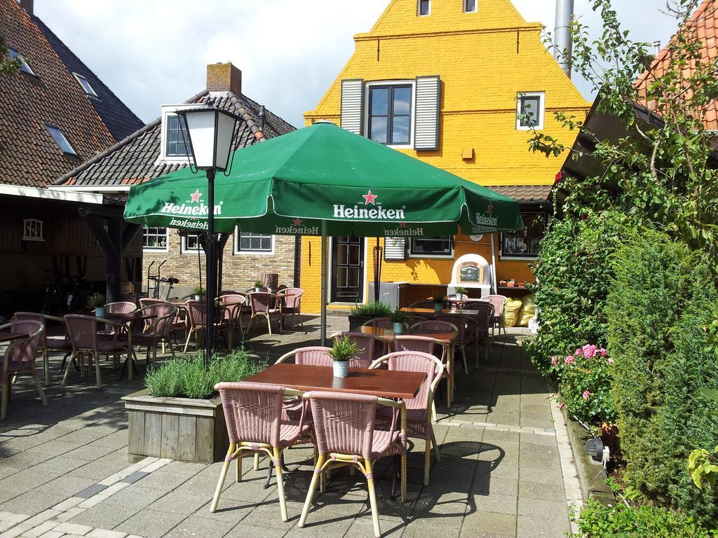 Hotel De Stadsboerderij/ Eetcafe De Brabander Hindeloopen Exterior photo